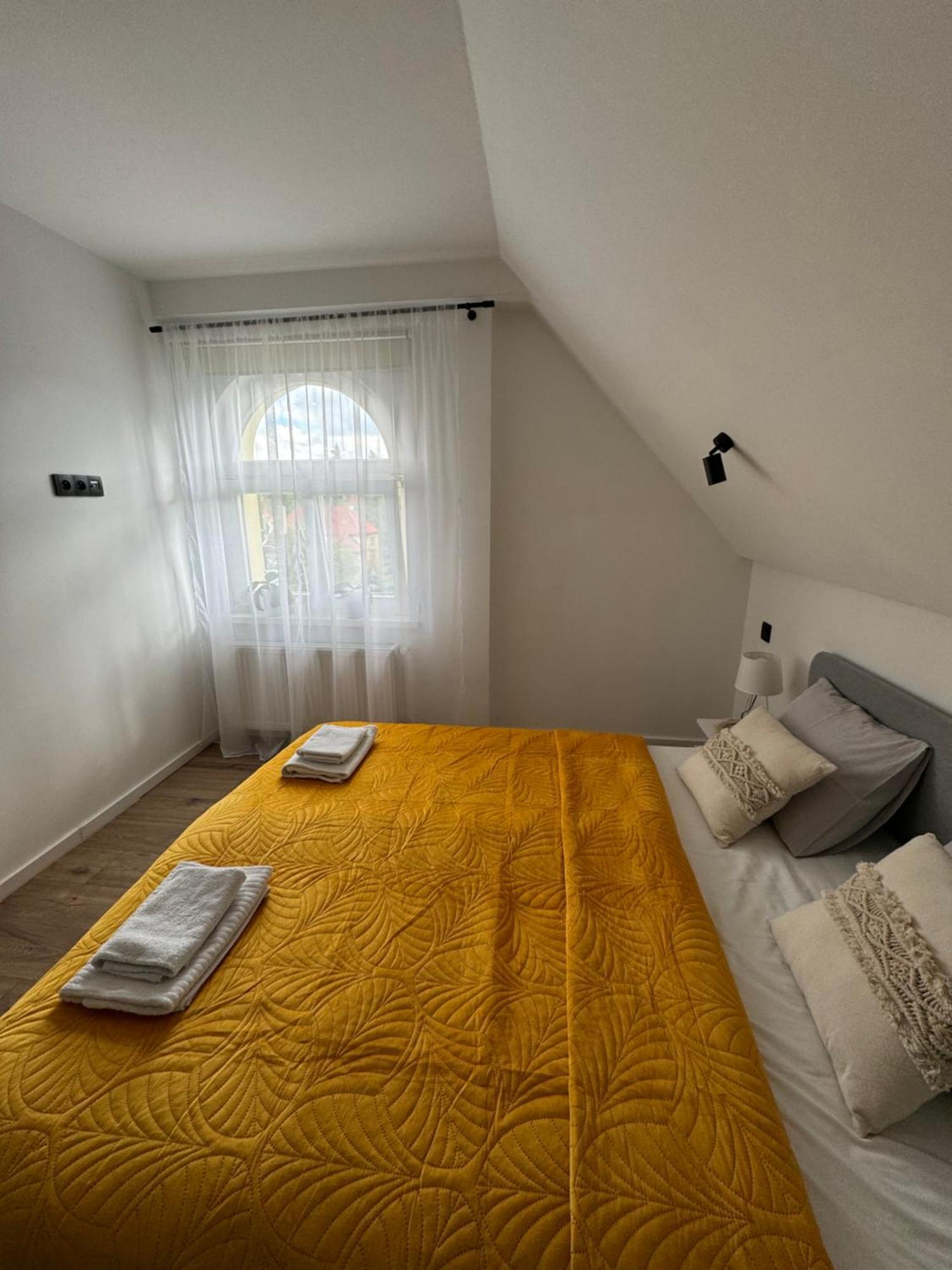 Apartamenty Astor - Sloneczny Szczawno-Zdroj Ngoại thất bức ảnh